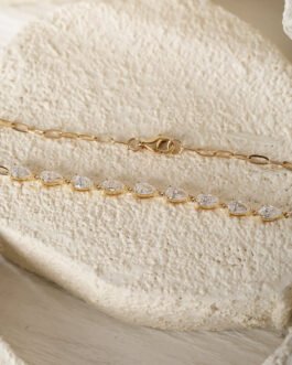 Pear Shaped Lab Grown Diamond 9-Stone Adjustable Chain Bracelet in Yellow Gold
